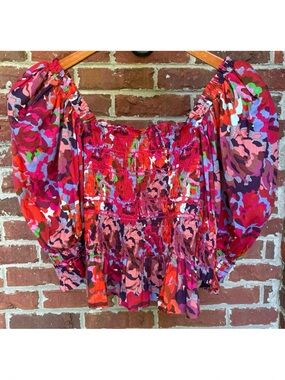 NWOT RO’s Garden Trinity Cotton Smocked Top In Red  Size XS